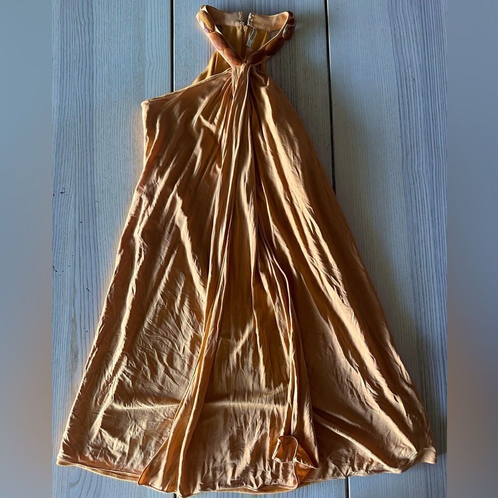 Badgley Mischka Silk Jewel A line halter in gold - Small